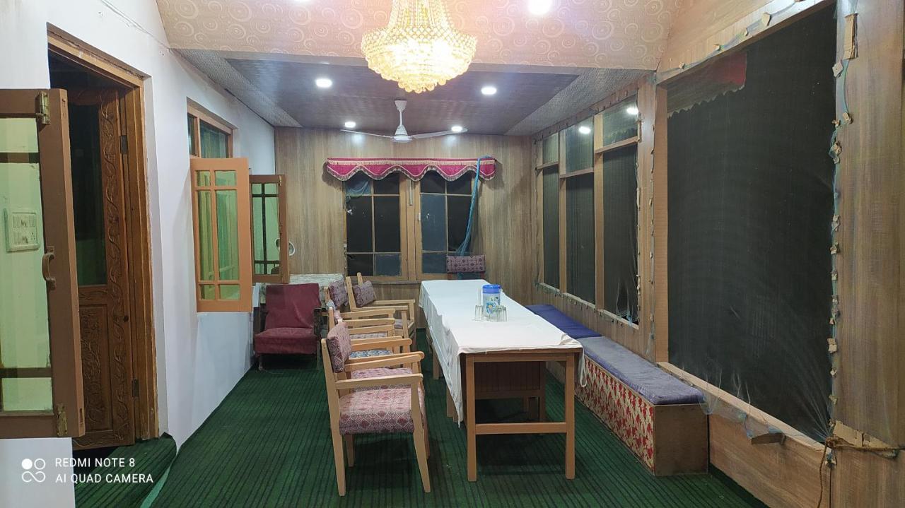 Hotel New Heaven Canal Srinagar  Exterior photo