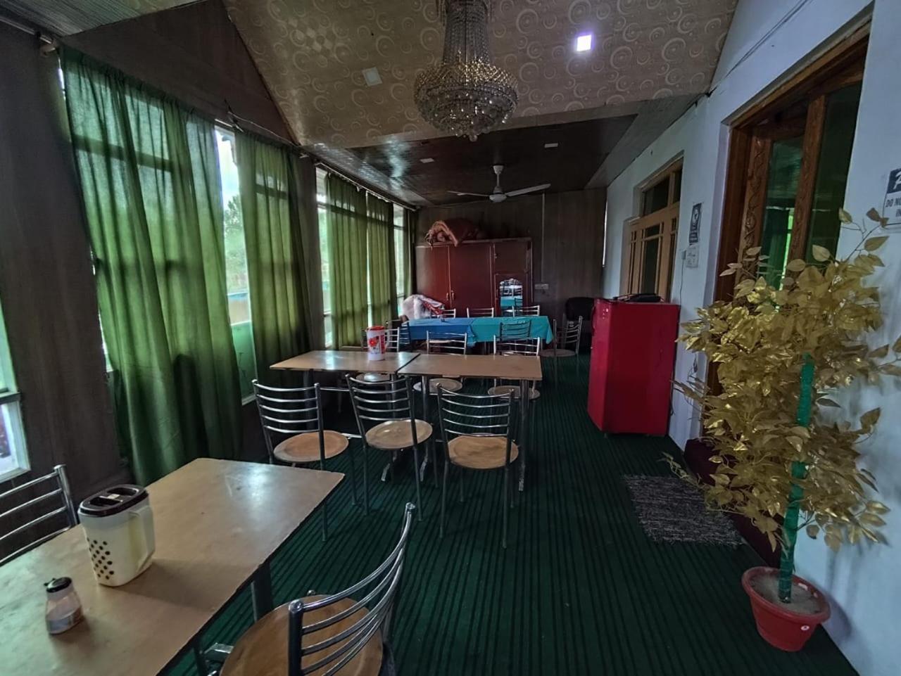 Hotel New Heaven Canal Srinagar  Exterior photo